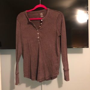 American eagle Henley tee